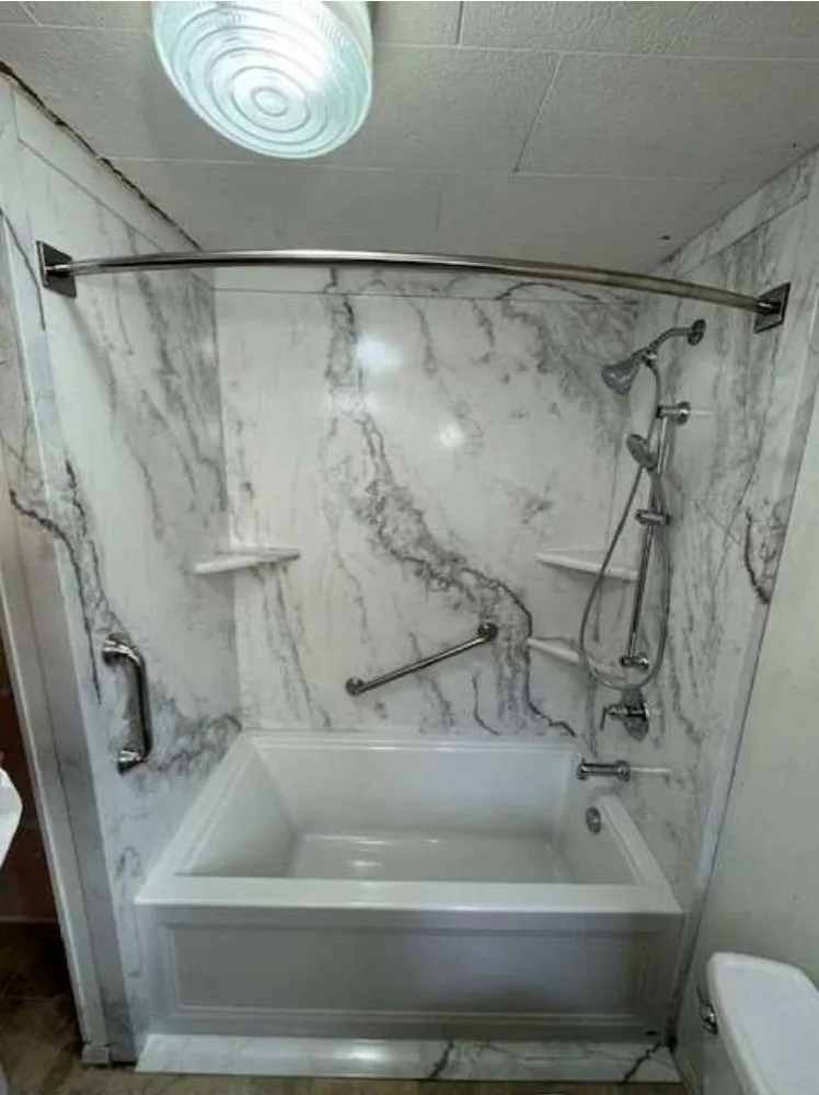 White Pearl Sentrel Bath/shower Combo Installed in Centralia WA. 