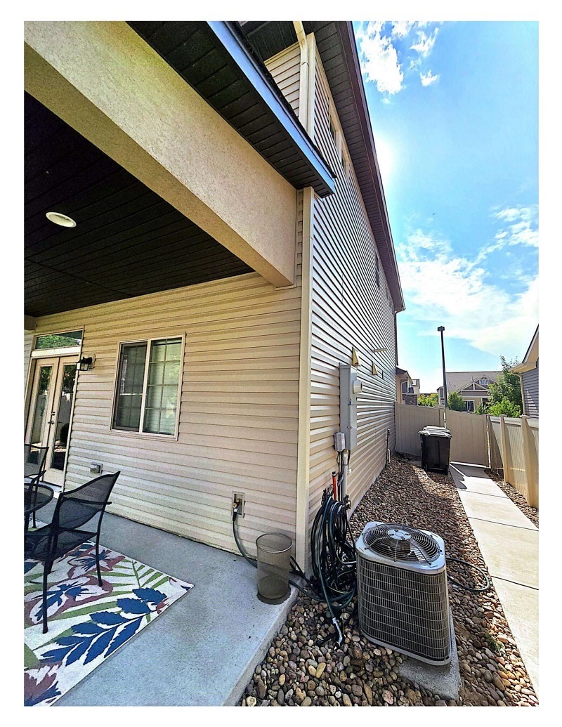 Clark Family in Denver, CO with New Vinyl Siding