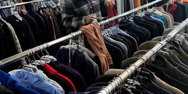 DaBella helps ccsnn with providing warm clothes to people in need.